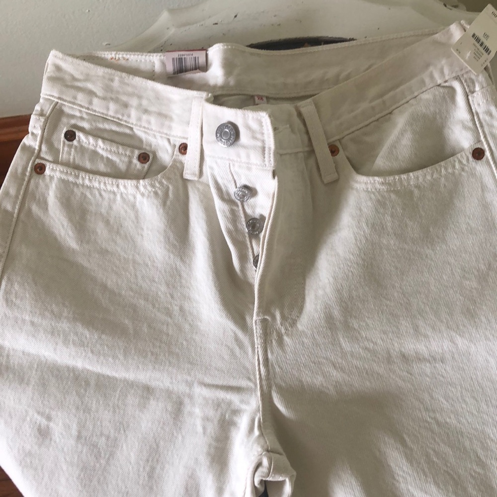 Levi's cream wedgie fit jeans